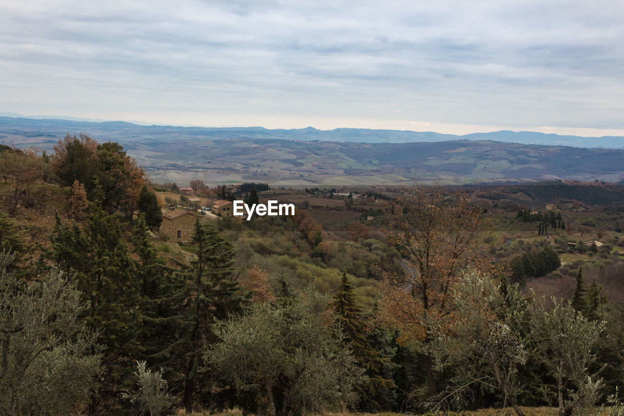 SCENIC VIEW OF MOUNTAINS