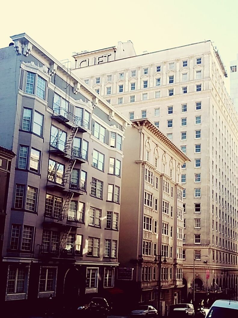 VIEW OF BUILDINGS IN CITY