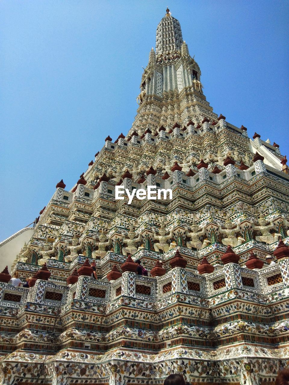 Beautiful white hindu temple, temple of dawn, bangkok, thailand