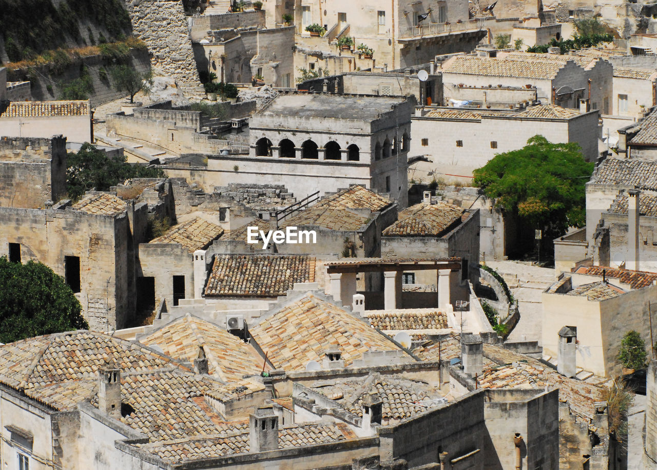 HIGH ANGLE VIEW OF OLD BUILDINGS