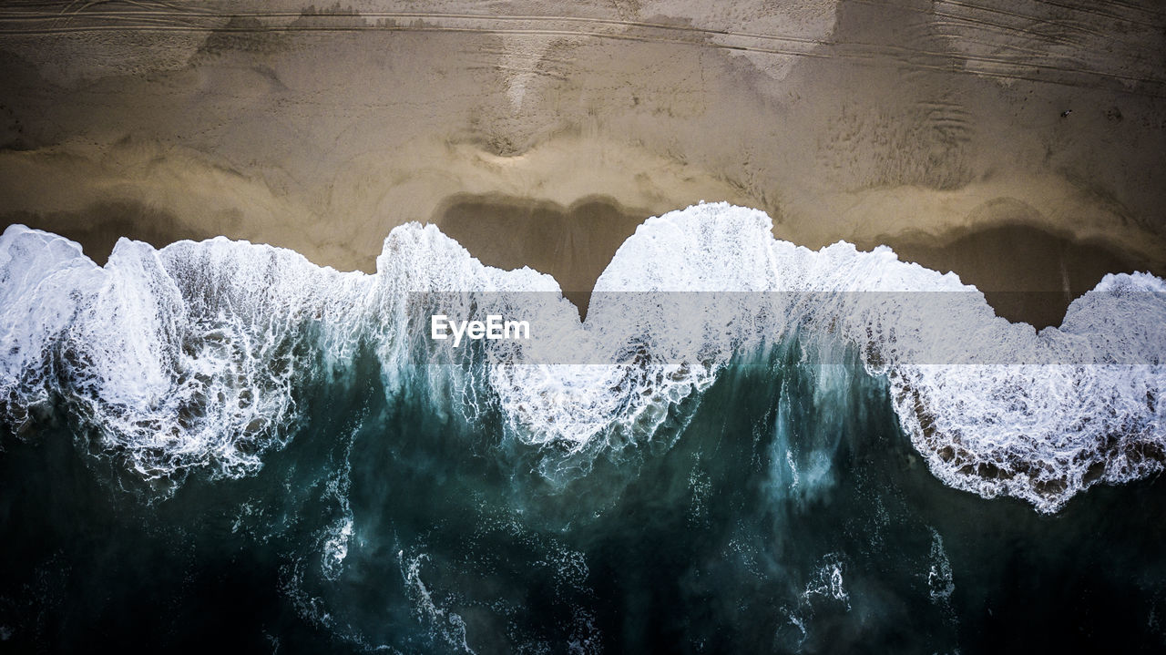 PANORAMIC VIEW OF FROZEN SEA BY SNOW