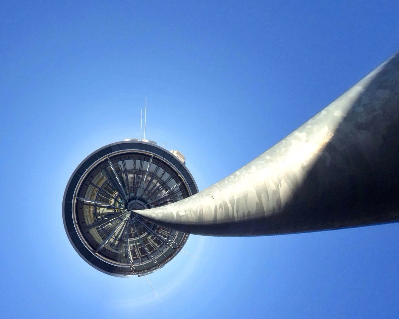 LOW ANGLE VIEW OF TOWER AGAINST CLEAR SKY