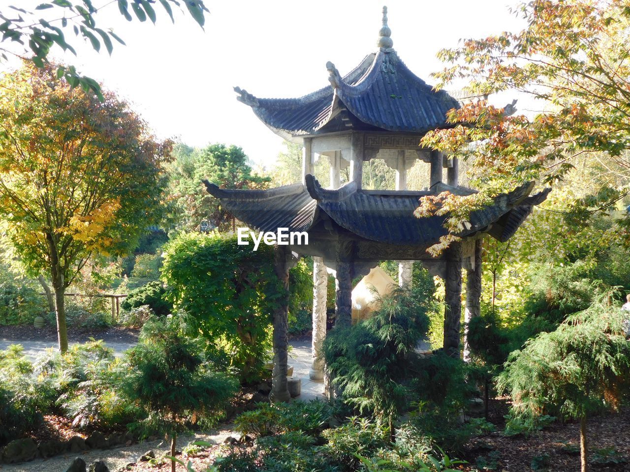 GAZEBO IN GARDEN