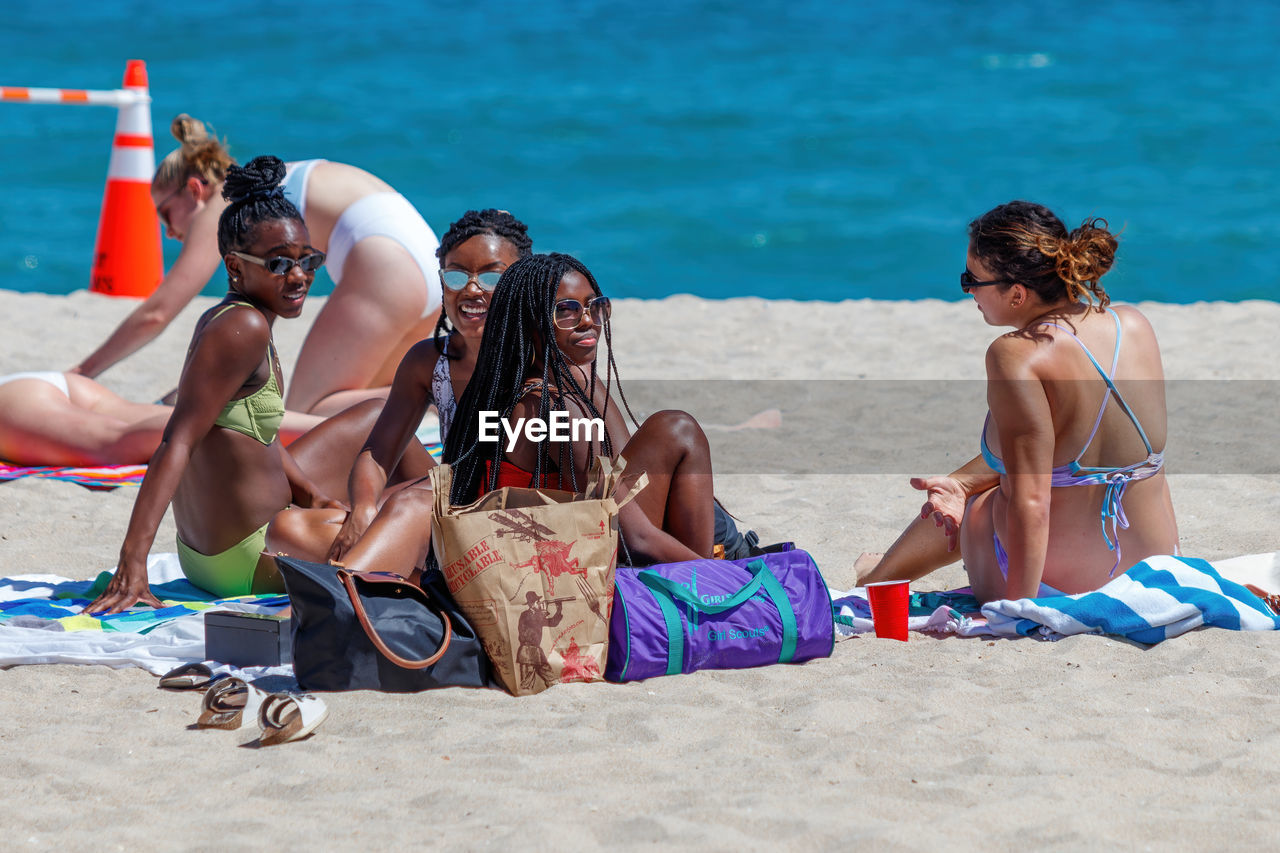 PEOPLE ON BEACH