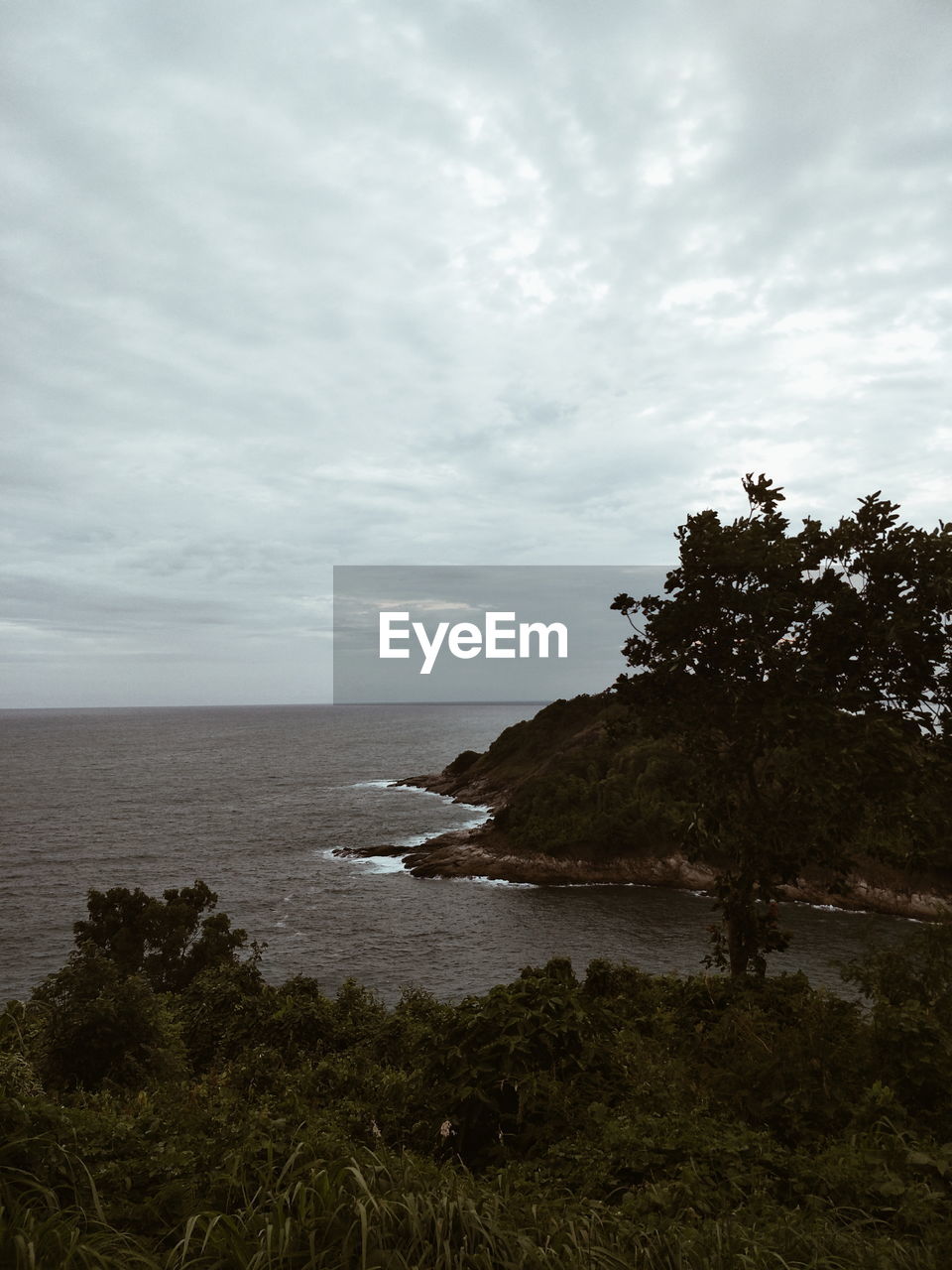 IDYLLIC VIEW OF SEA AGAINST SKY