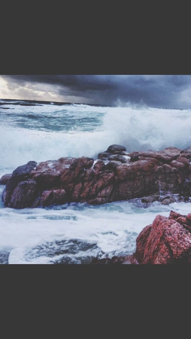 VIEW OF ROCKS IN WINTER