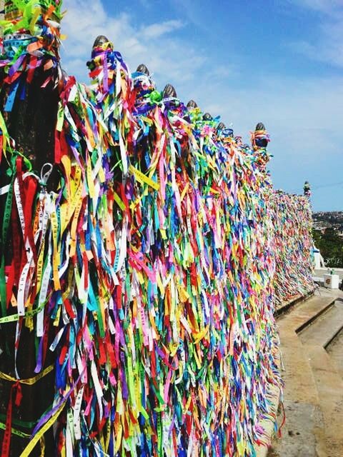 MULTI COLORED COLORFUL BALLOONS