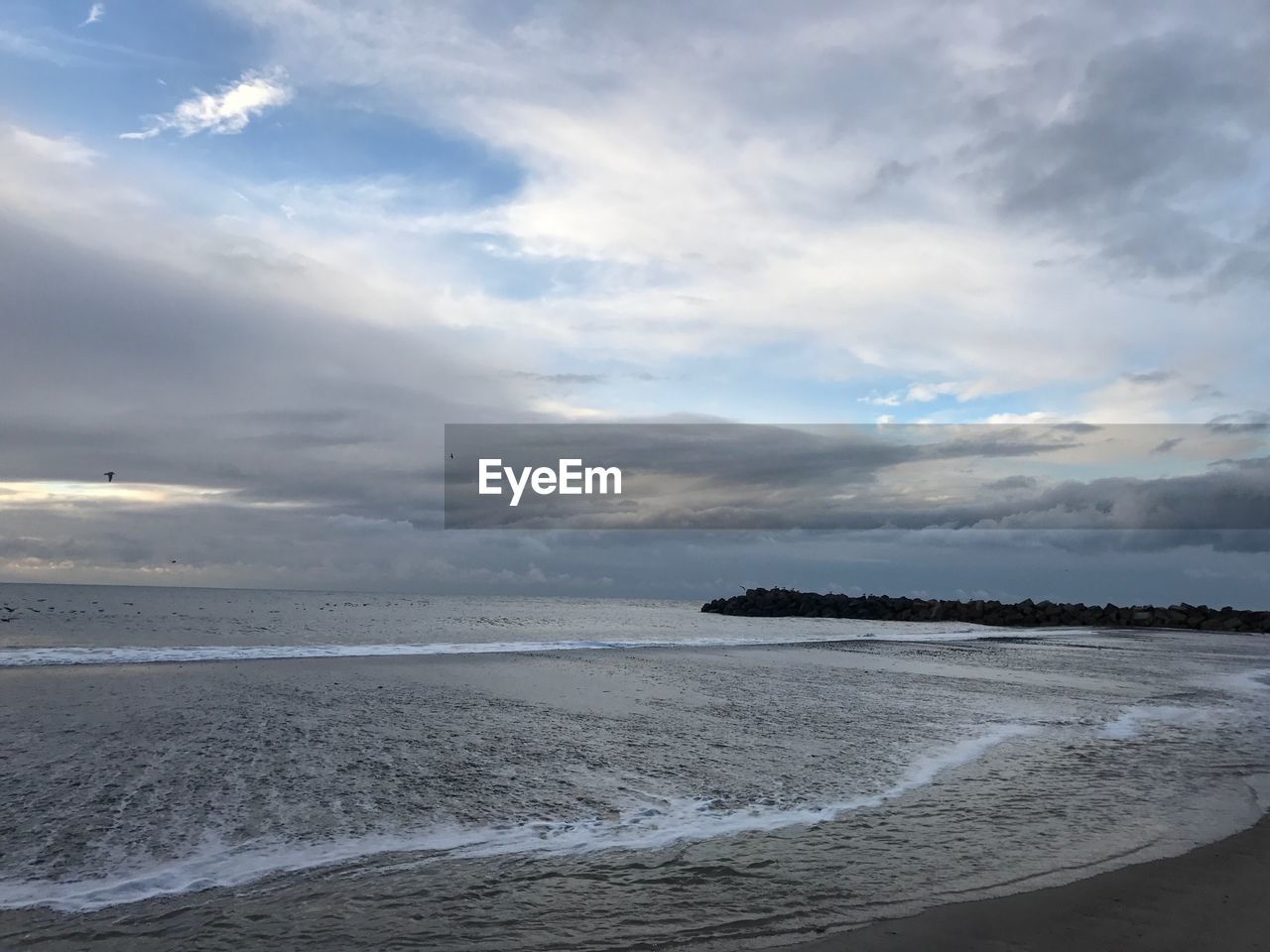 VIEW OF SEA AGAINST SKY