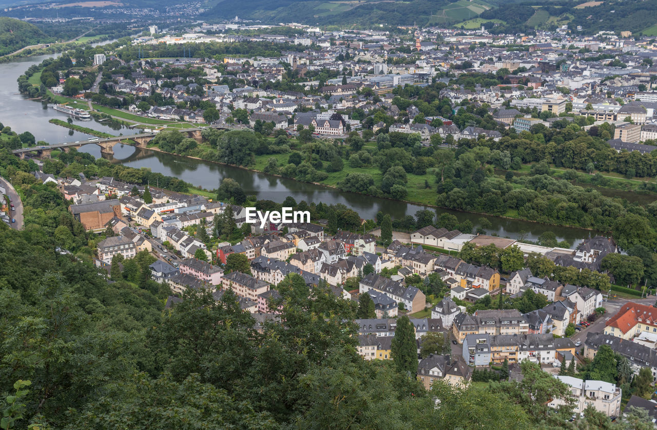 HIGH ANGLE VIEW OF TOWNSCAPE AND BUILDINGS