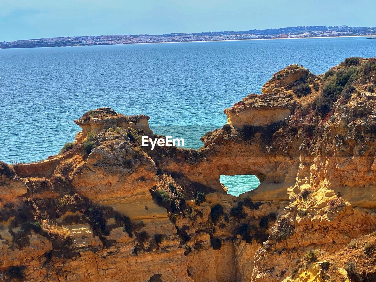 PANORAMIC VIEW OF SEA AND ROCKS