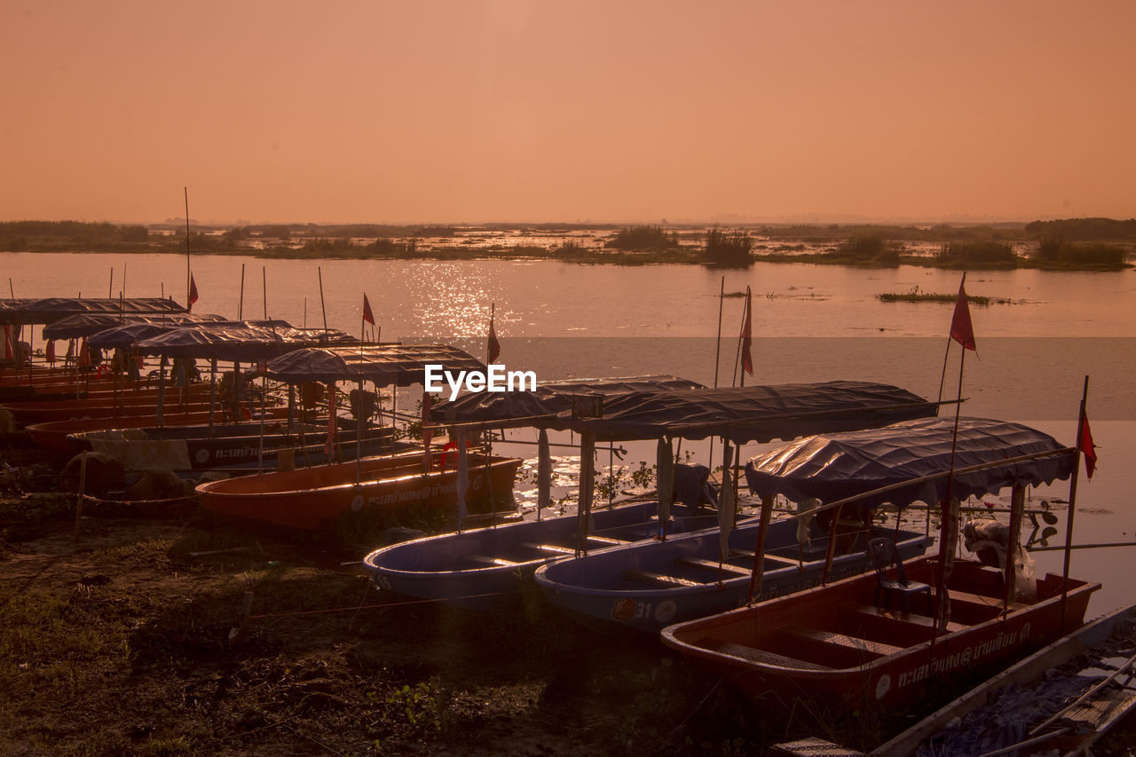 PANORAMIC VIEW OF SEA AGAINST SKY DURING SUNSET