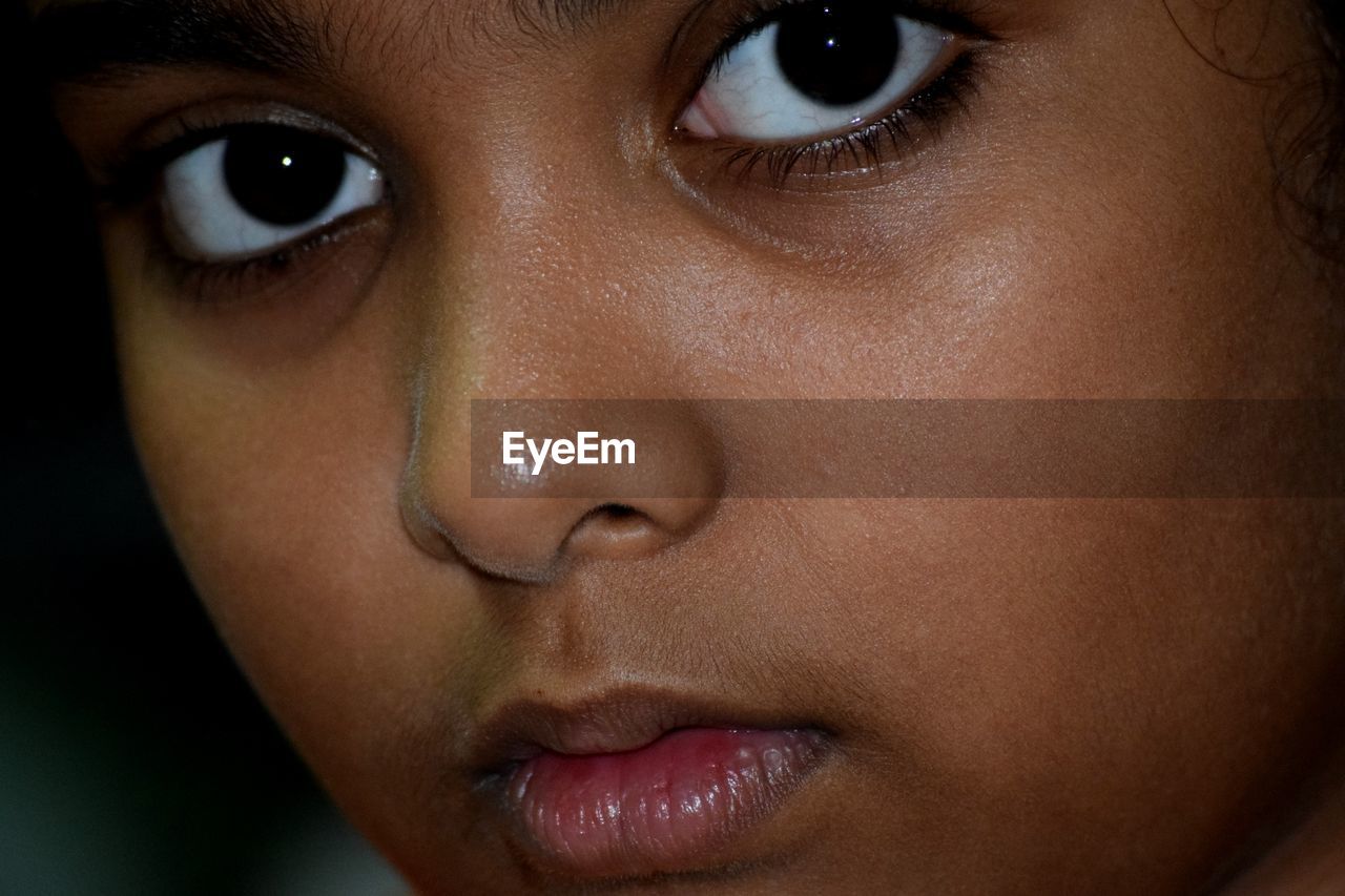 Close-up portrait of girl 