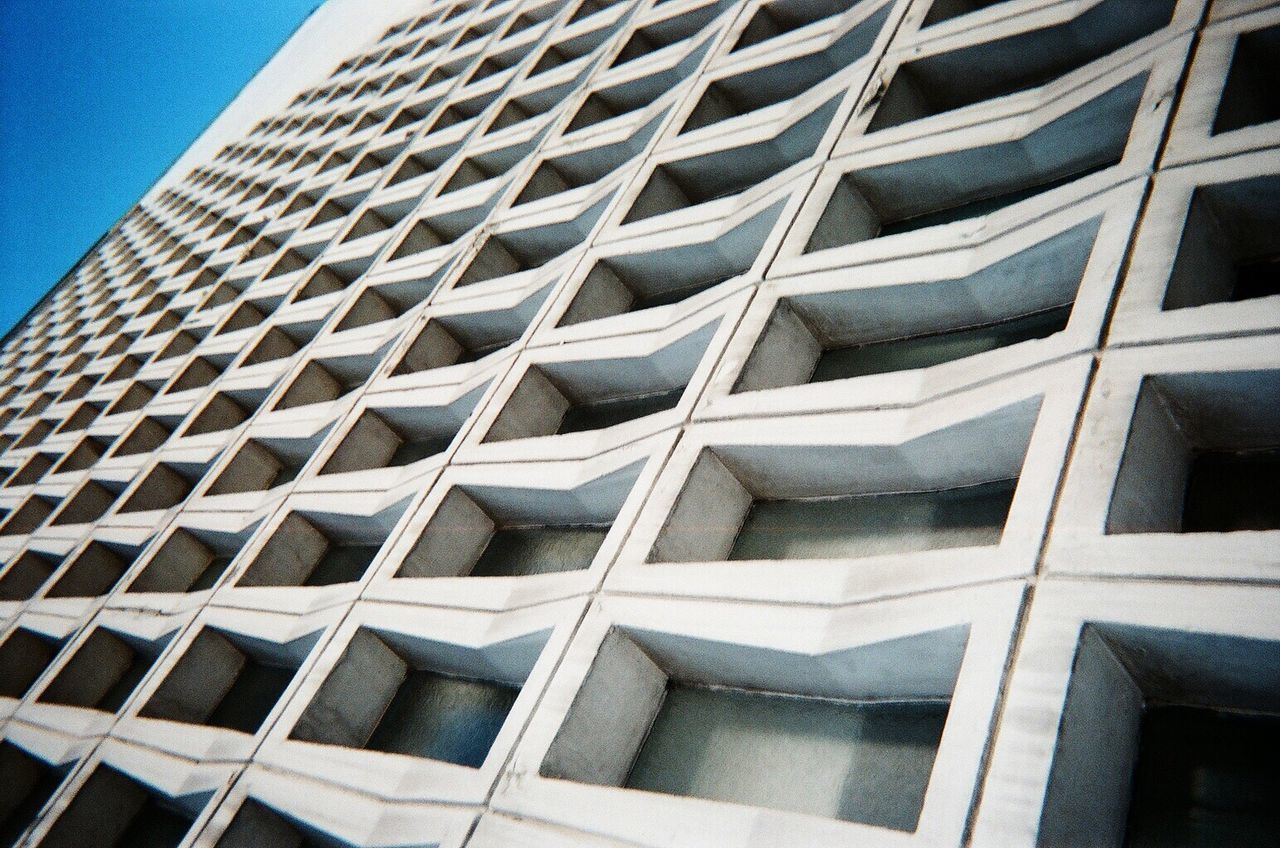 LOW ANGLE VIEW OF OFFICE BUILDING