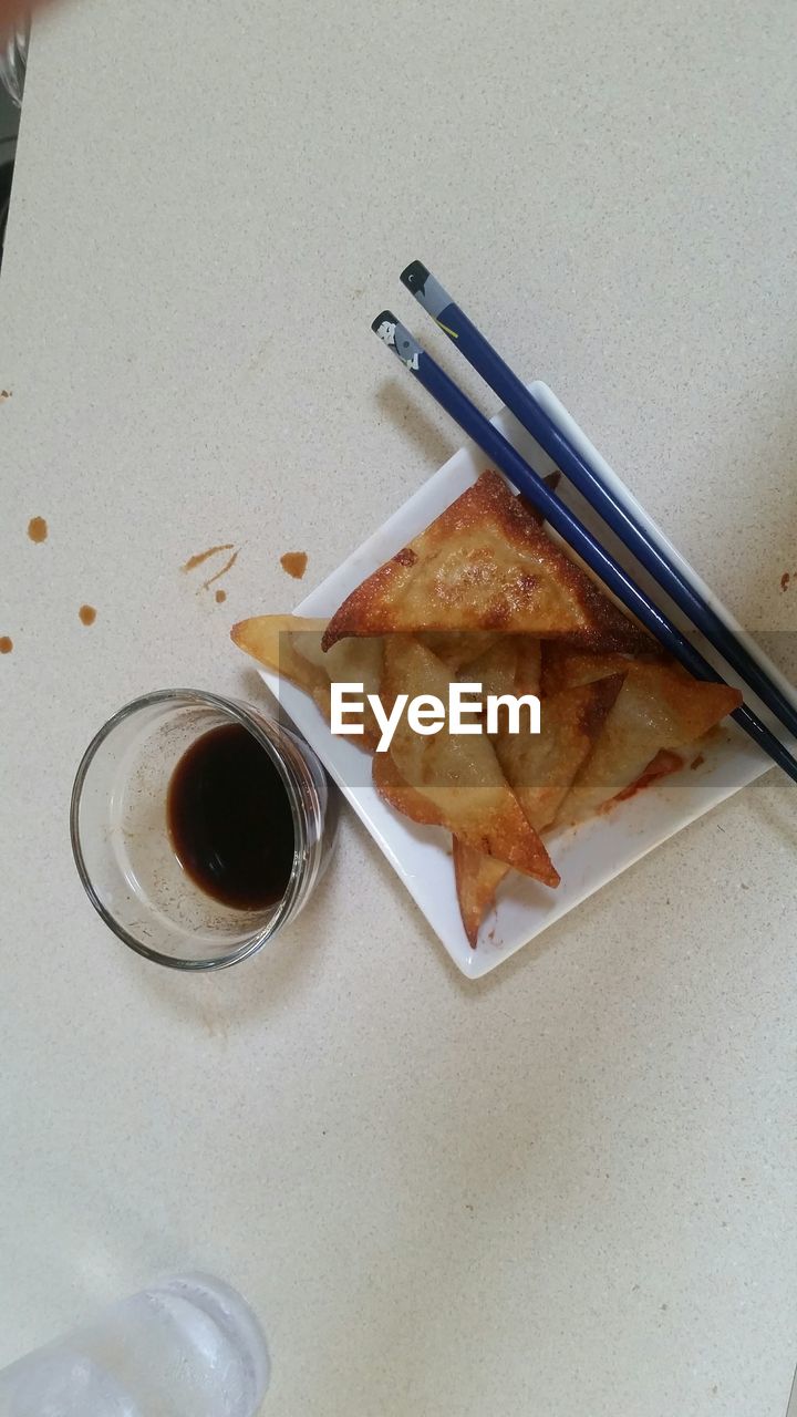 CLOSE-UP OF SERVED FOOD IN PLATE