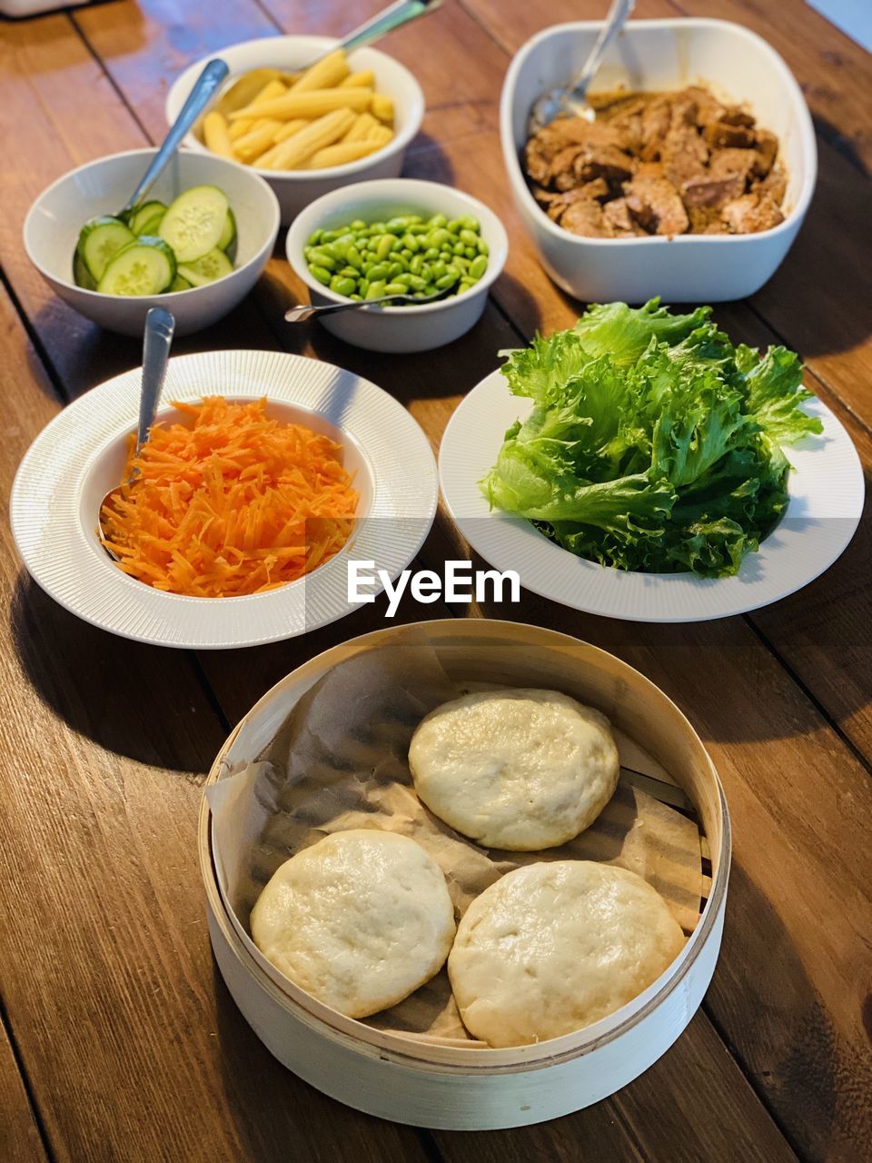 HIGH ANGLE VIEW OF MEAL SERVED IN PLATE