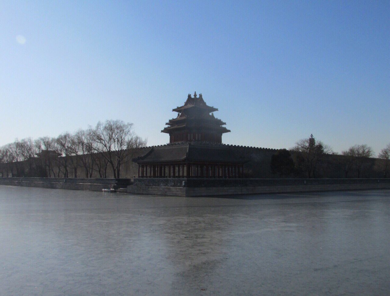 VIEW OF BUILT STRUCTURES AGAINST CLEAR SKY