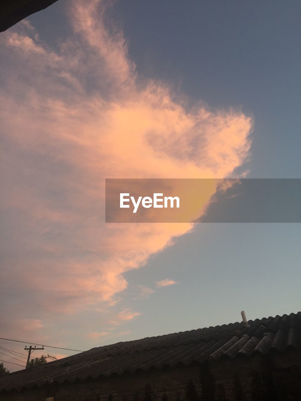 LOW ANGLE VIEW OF SKY OVER SUNSET