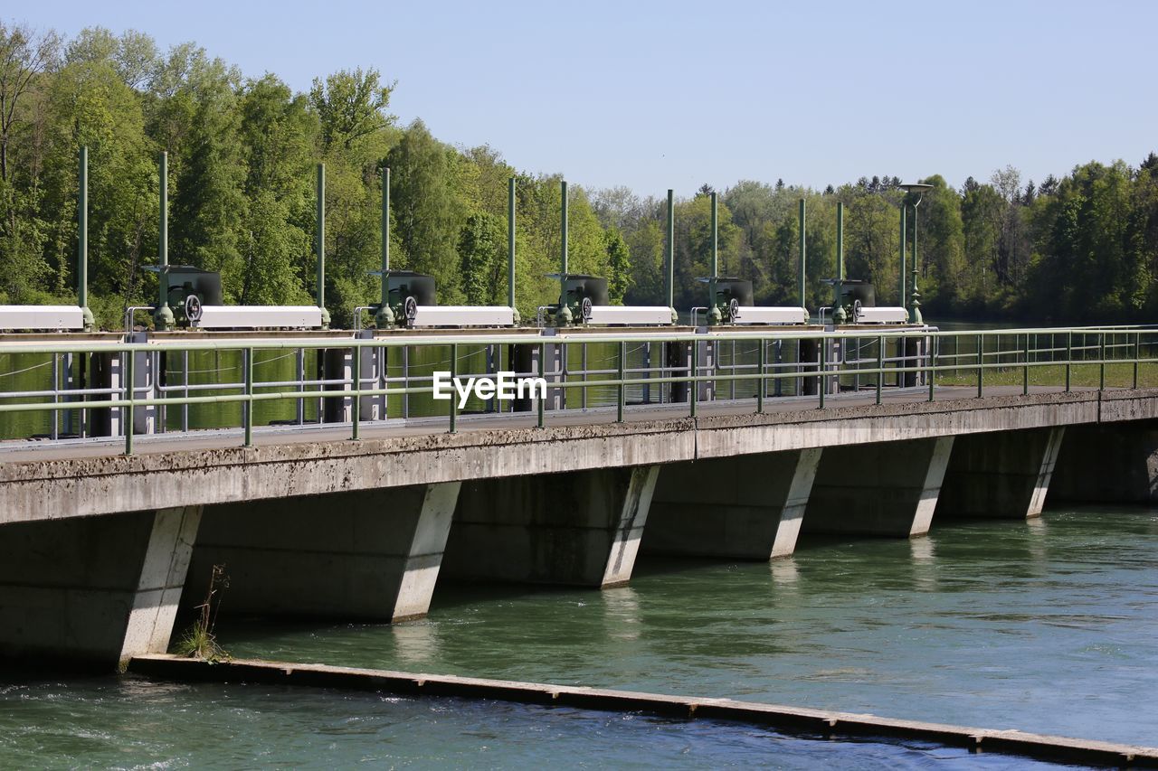 VIEW OF BRIDGE OVER RIVER AGAINST SKY