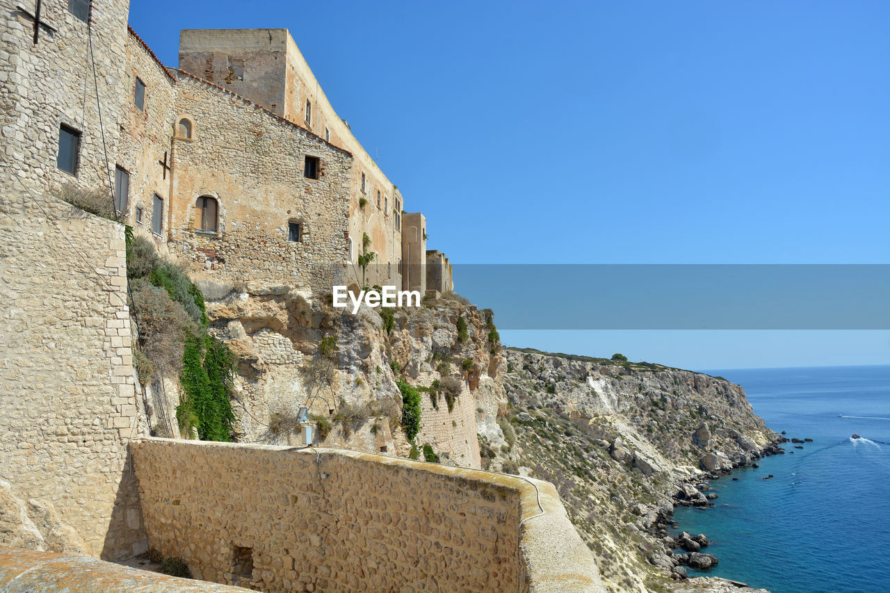 VIEW OF FORT AGAINST BLUE SKY