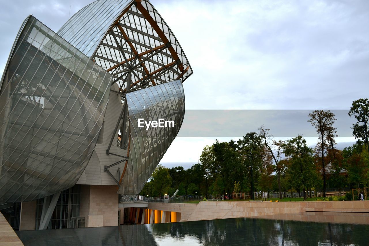 Louis vuitton foundation against sky in city