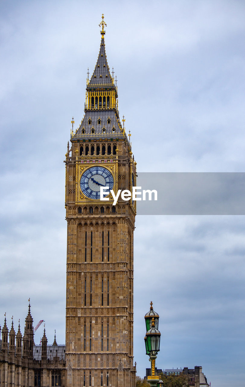 clock, clock tower, architecture, tower, built structure, travel destinations, building exterior, time, building, city, sky, landmark, cloud, travel, bell tower, spire, nature, steeple, tourism, history, the past, government, clock face, outdoors, day, no people, gothic style