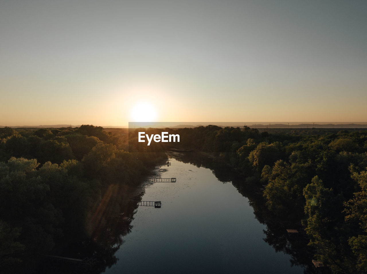 SCENIC VIEW OF LANDSCAPE AGAINST SKY AT SUNSET