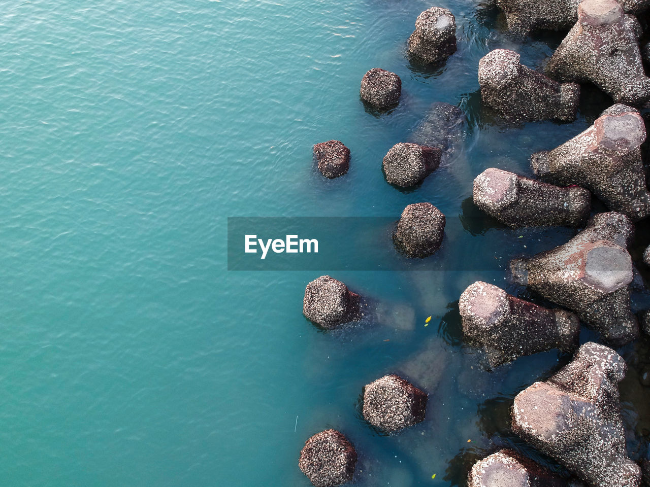 HIGH ANGLE VIEW OF BLUE SEA WATER