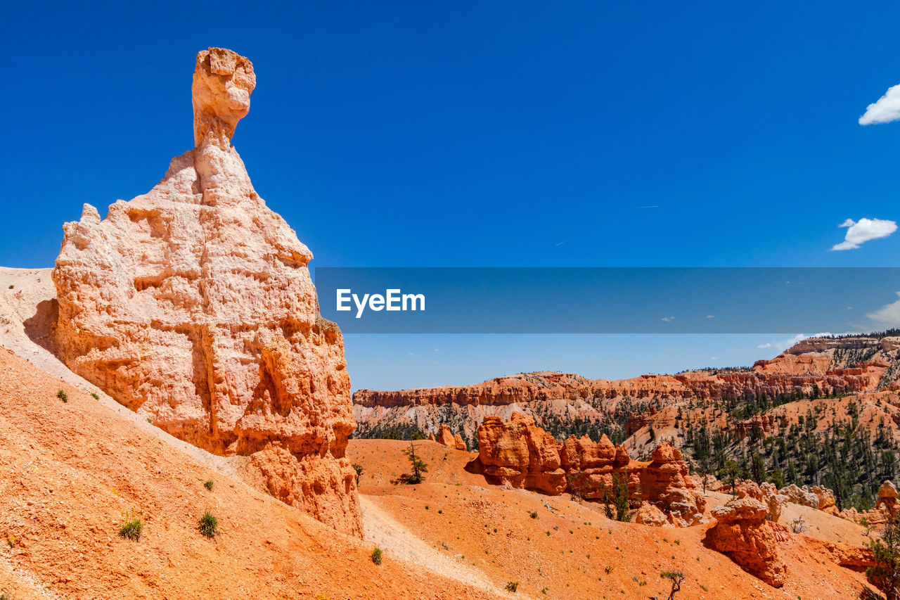 Striking rock formation on queens garden trail in the worth seeing bryce canyon national park, usa