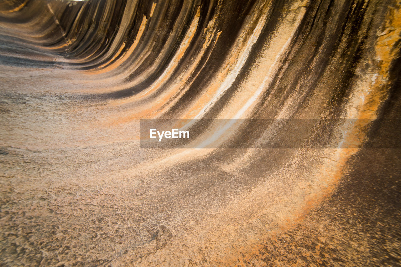 FULL FRAME SHOT OF ROCK FORMATIONS