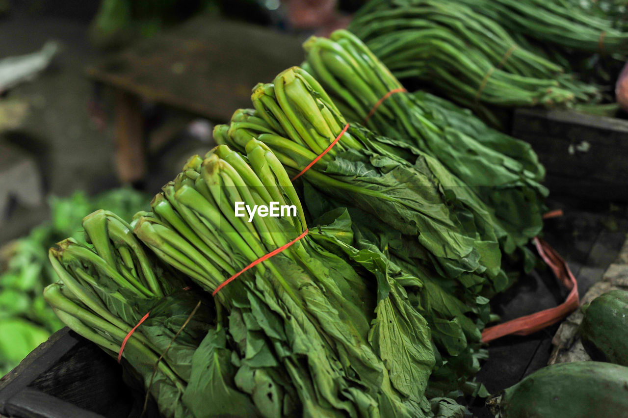 Close-up of green peas