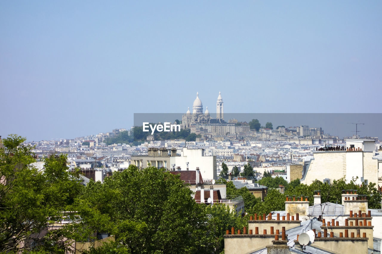 VIEW OF BUILDINGS AGAINST SKY