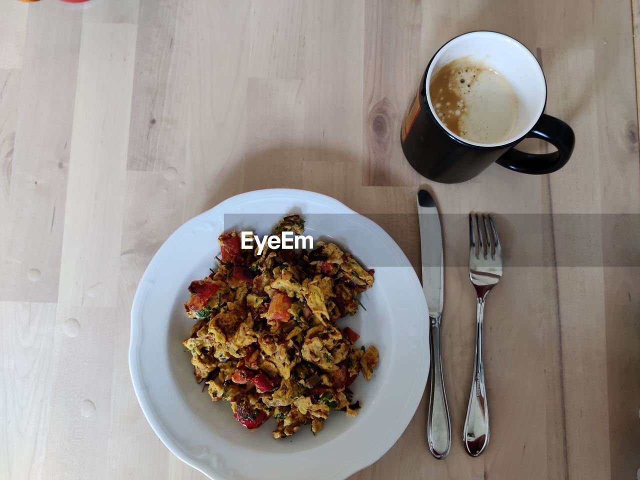 HIGH ANGLE VIEW OF BREAKFAST IN COFFEE CUP