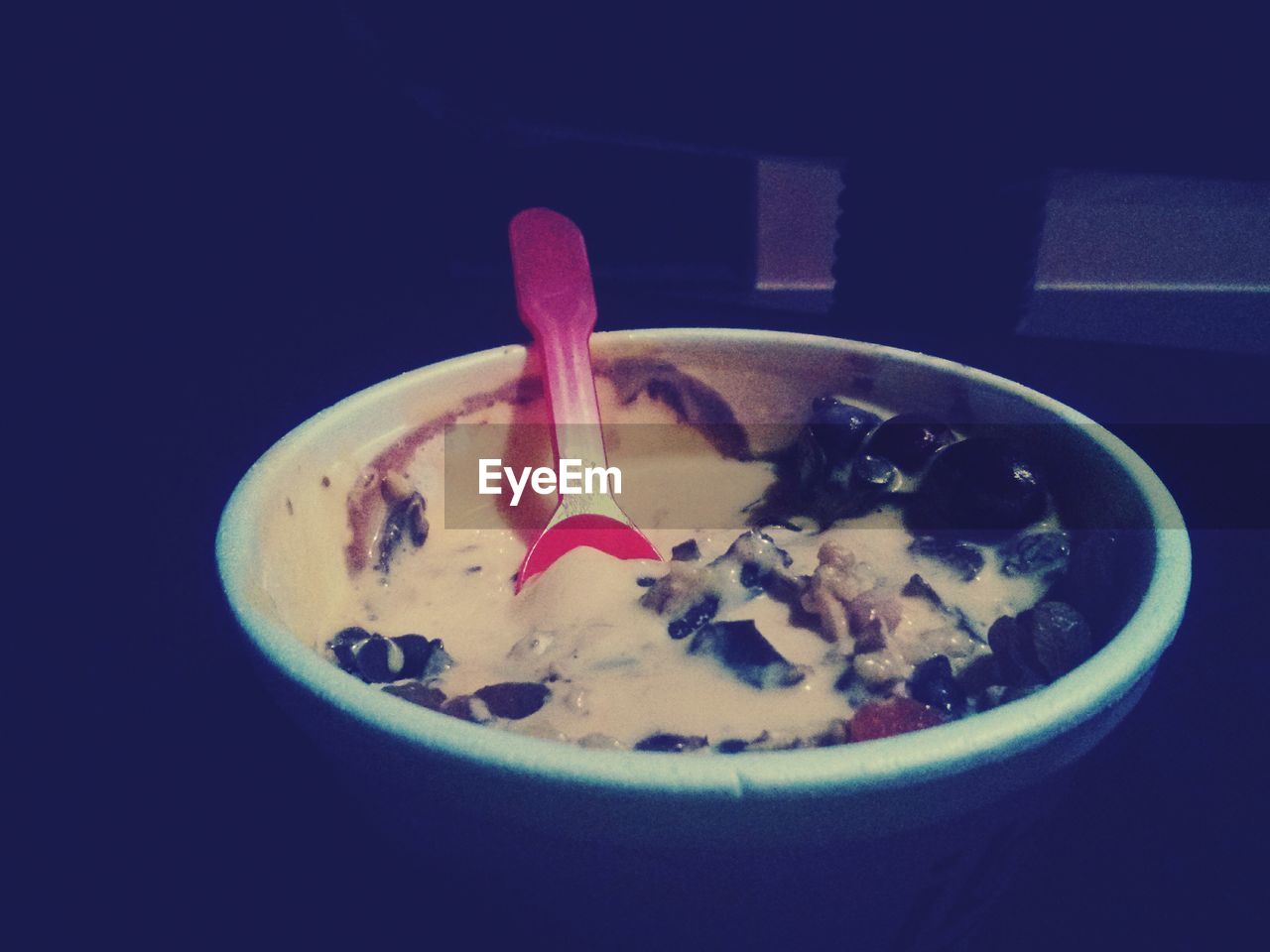CLOSE-UP OF SERVED FOOD IN BOWL
