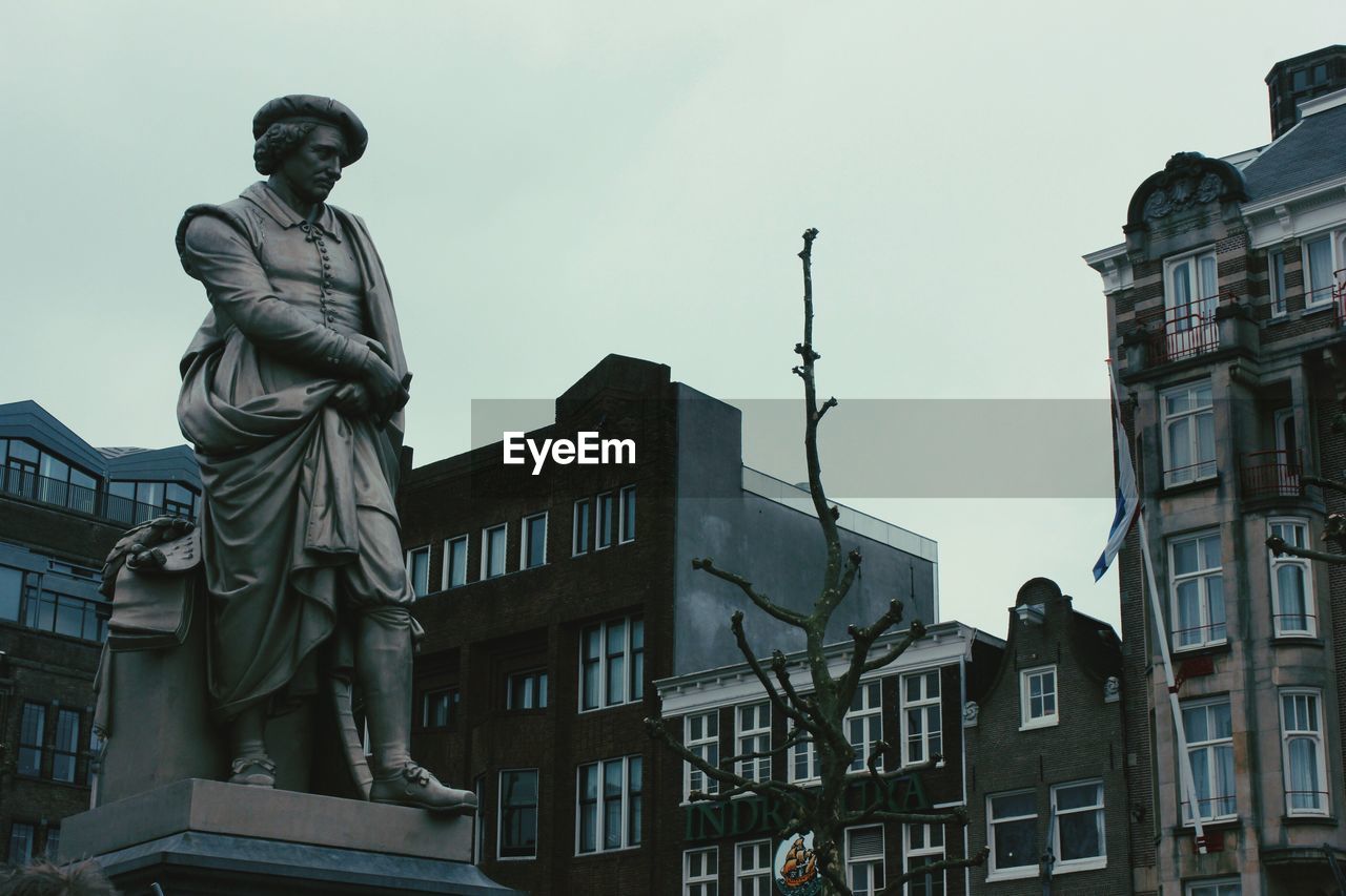 LOW ANGLE VIEW OF STATUE OF BUILDINGS