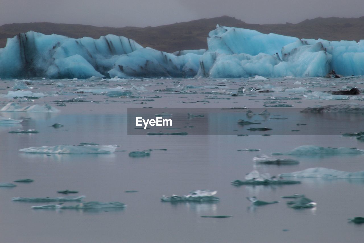 SCENIC VIEW OF ICE CRYSTALS
