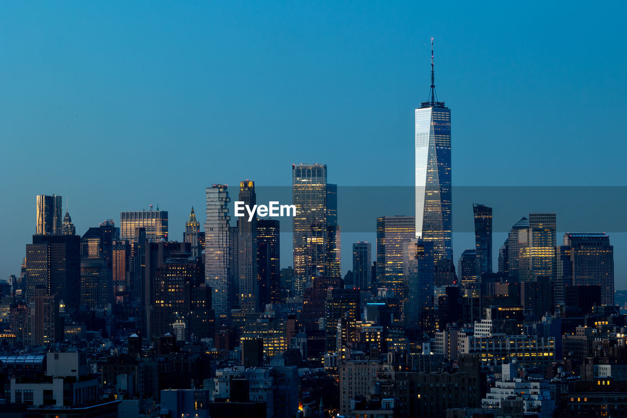 Lower manhattan skyline at night