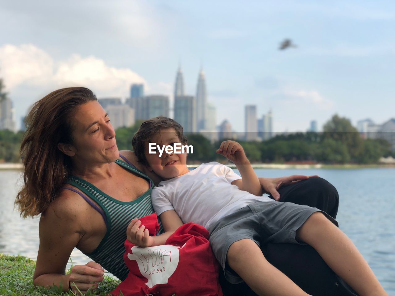 MOTHER AND DAUGHTER AGAINST SEA