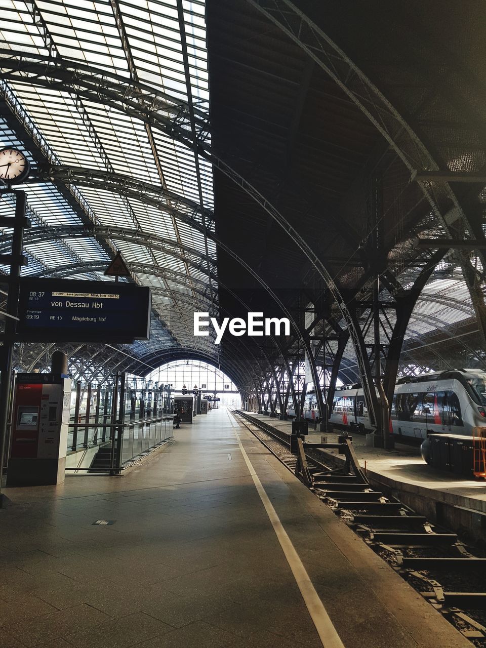 VIEW OF RAILROAD STATION IN CITY