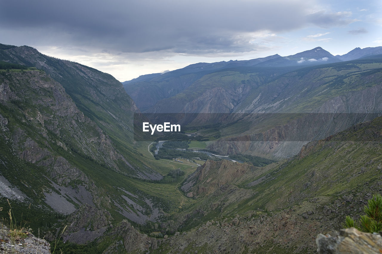 The greatness and beauty of the altai passes and gorges, the beauty floating in the air