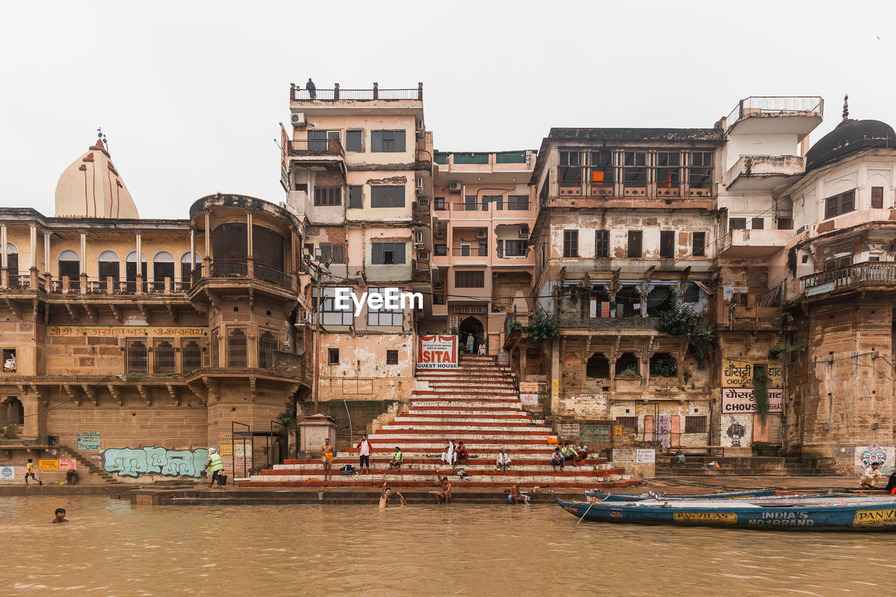 BUILDINGS AT WATERFRONT