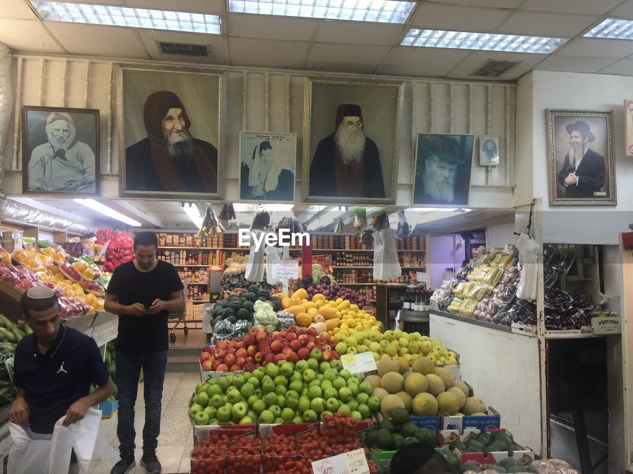 FRUITS FOR SALE IN MARKET