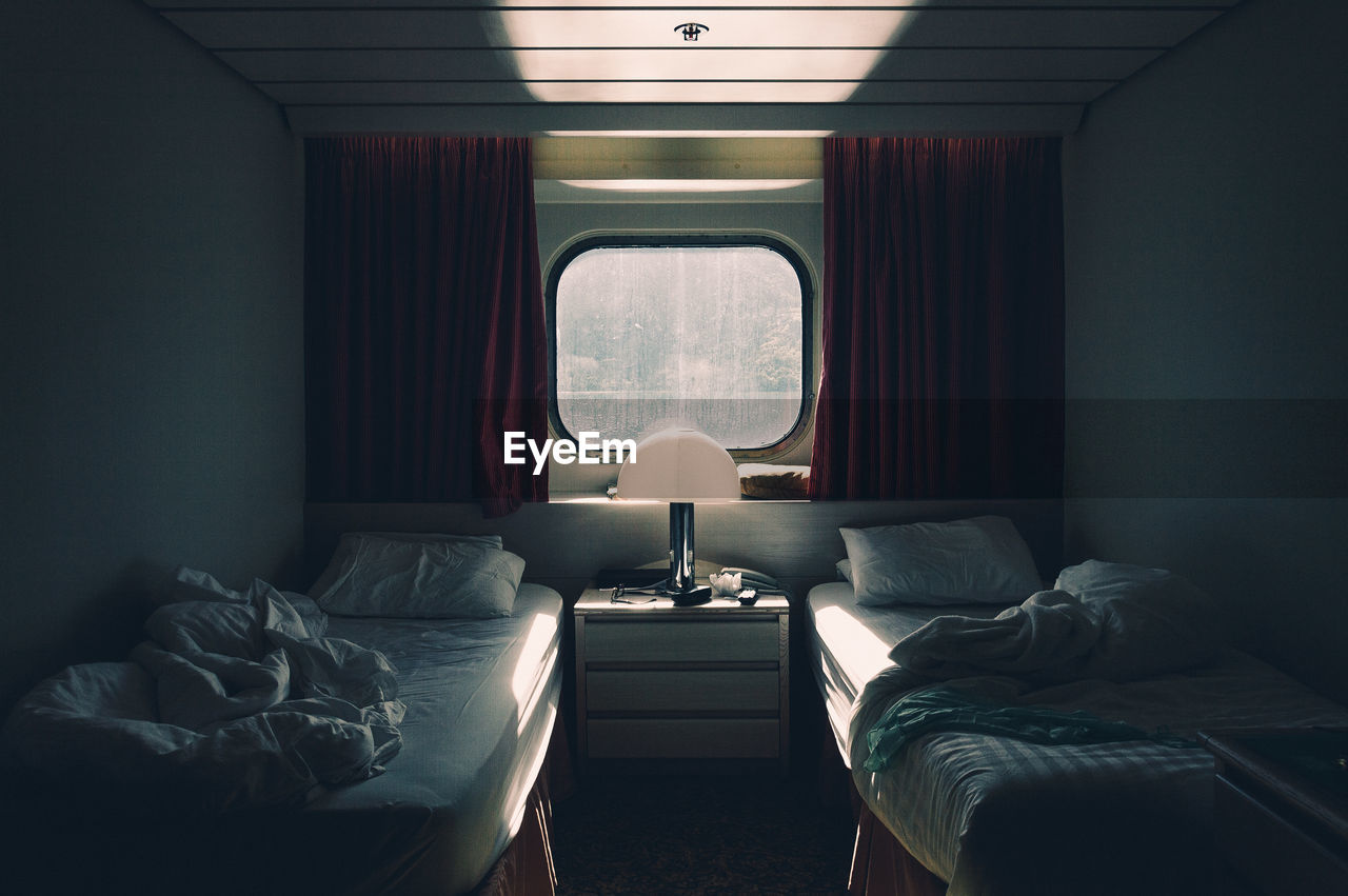 Empty beds in the train