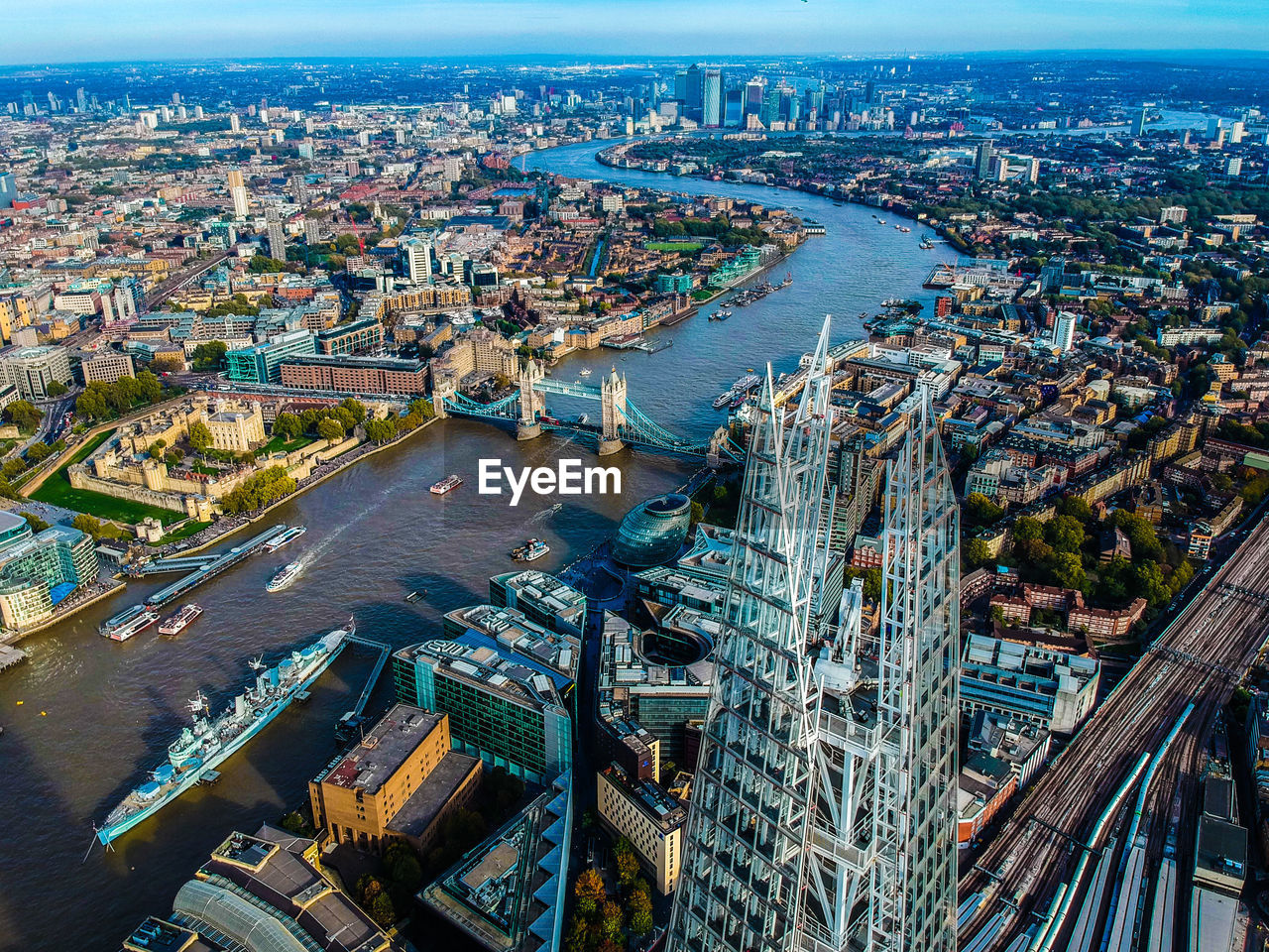 AERIAL VIEW OF CITY BUILDINGS