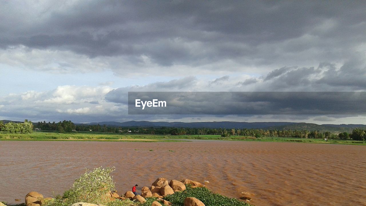 SCENIC VIEW OF CLOUDY SKY