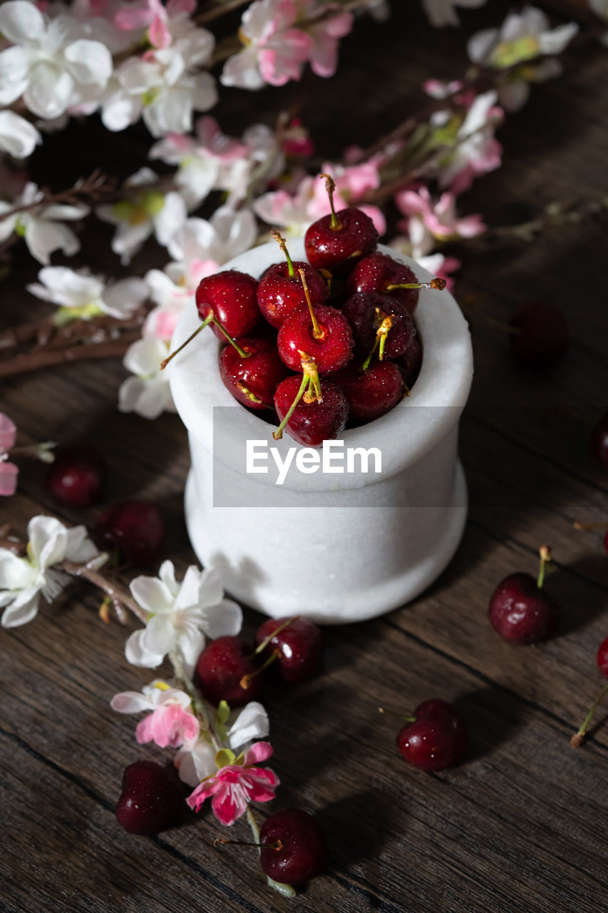 High angle view of cherry in bowl on table