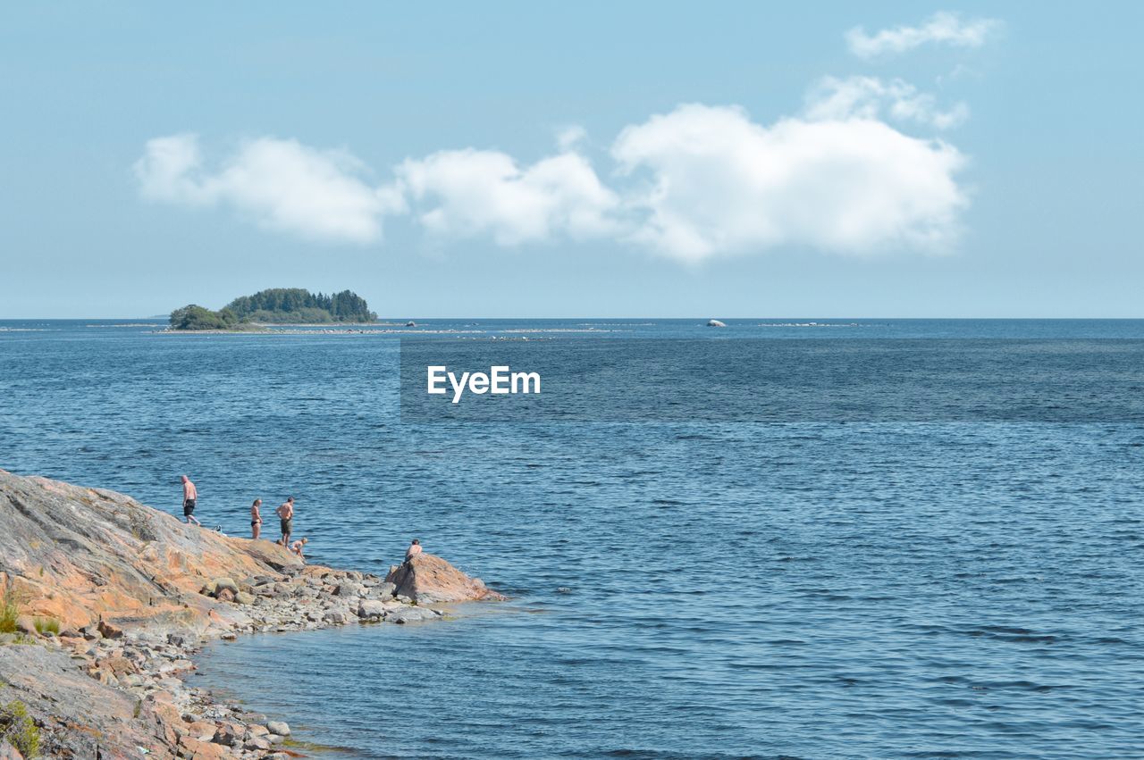 PANORAMIC SHOT OF SEA AGAINST SKY