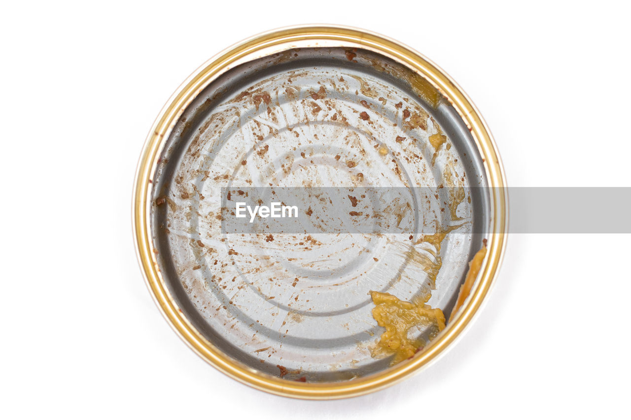 white background, cut out, platter, circle, studio shot, money, geometric shape, no people, indoors, single object, shape, directly above, finance, gold, dishware