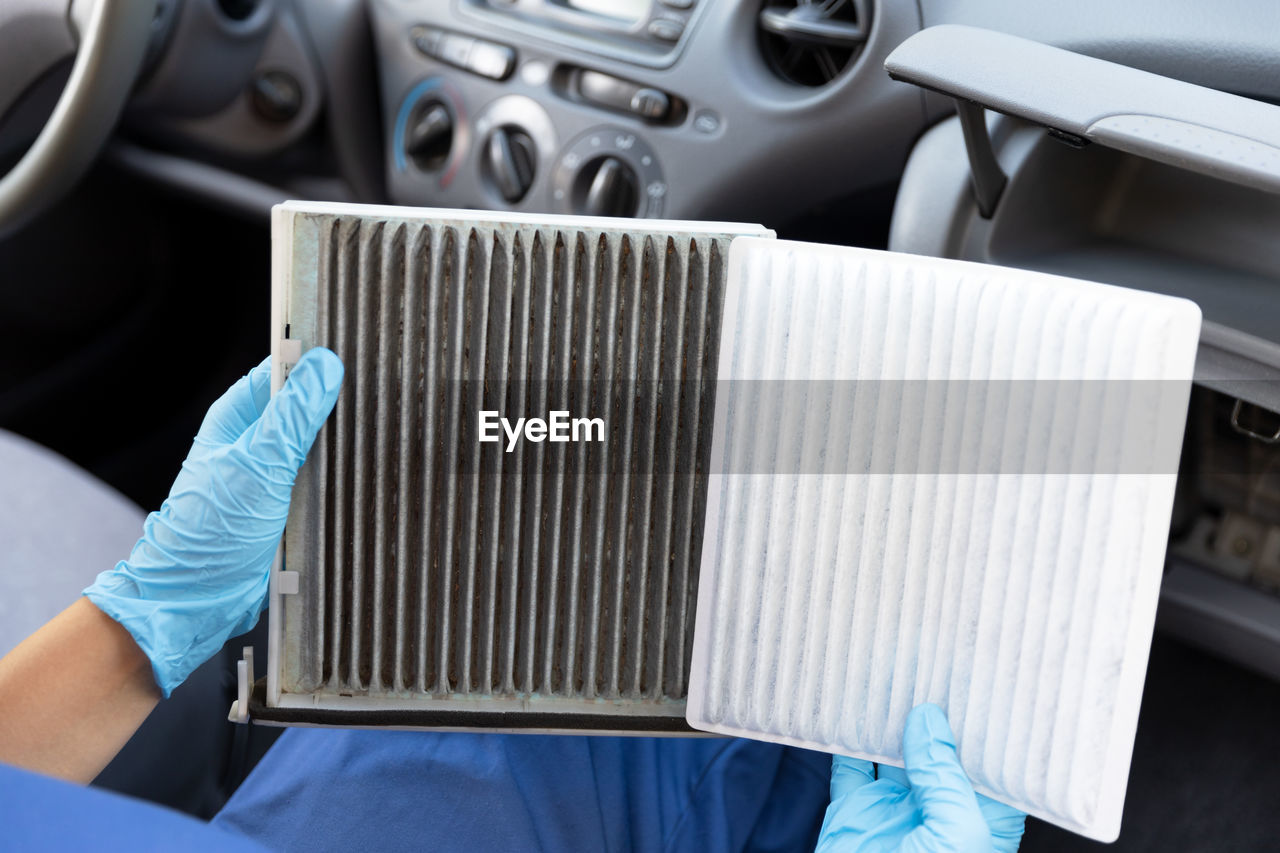 Clean and dirty cabin pollen air filter for a car