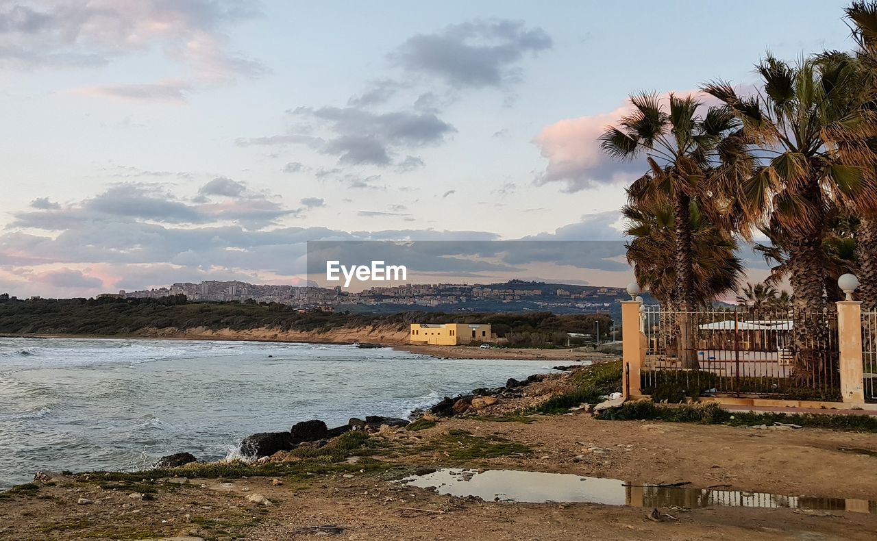 VIEW OF SEA AGAINST SKY