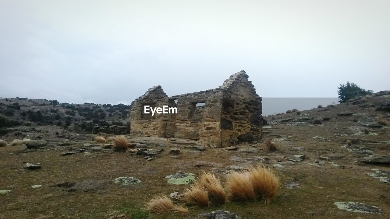 OLD RUIN OF BUILDING